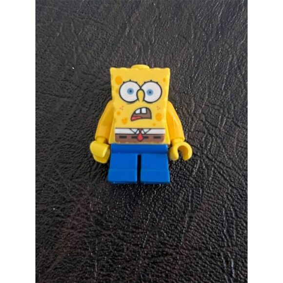 LEGO SpongeBob SquarePants Minifigure Shocked Look Collectible 6+ - Picture 1 of 2